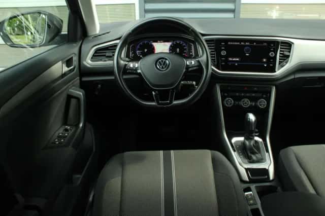 Volkswagen T-Roc (2022) thumbnail 21