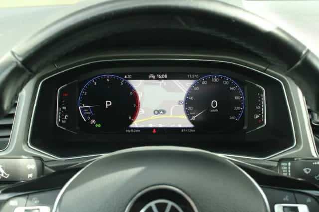 Volkswagen T-Roc (2022) thumbnail 22