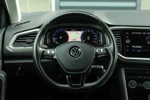Volkswagen T-Roc (2022) thumbnail 40