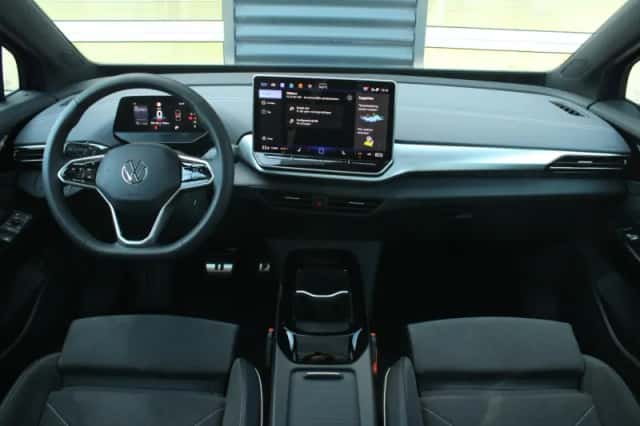 Volkswagen ID.4 (2026) thumbnail 5
