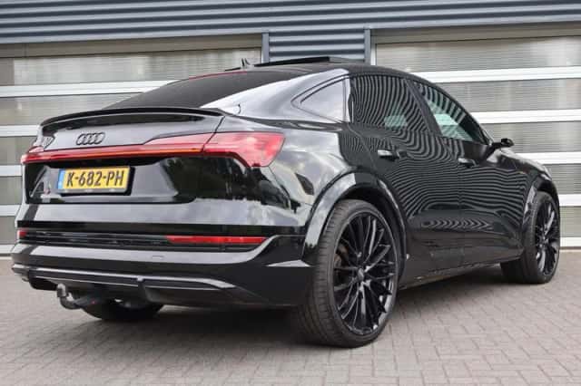 Audi e-tron (2020) thumbnail 2