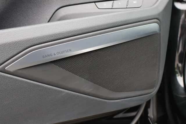 Audi e-tron (2020) thumbnail 26