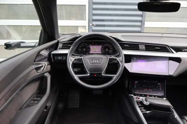Audi e-tron (2020) thumbnail 28