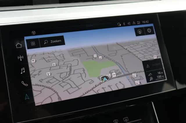 Audi e-tron (2020) thumbnail 35