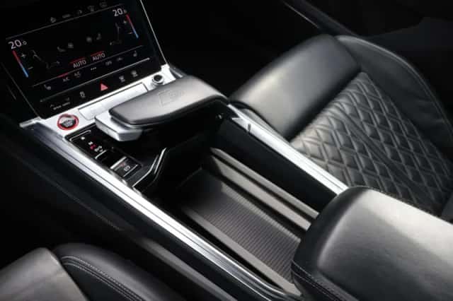 Audi e-tron (2020) thumbnail 40