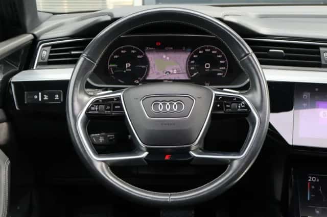 Audi e-tron (2020) thumbnail 52