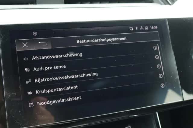 Audi e-tron (2020) thumbnail 61
