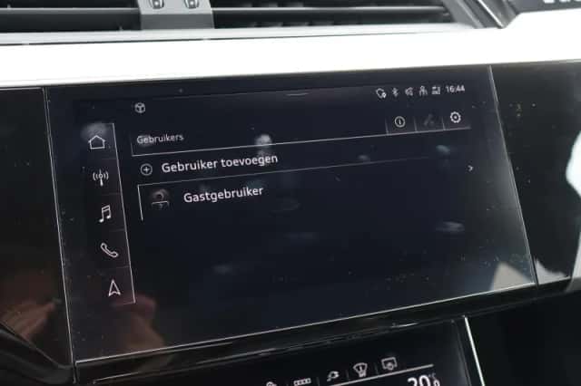 Audi e-tron (2020) thumbnail 71