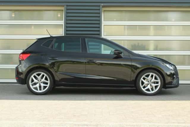 SEAT Ibiza (2021) thumbnail 3