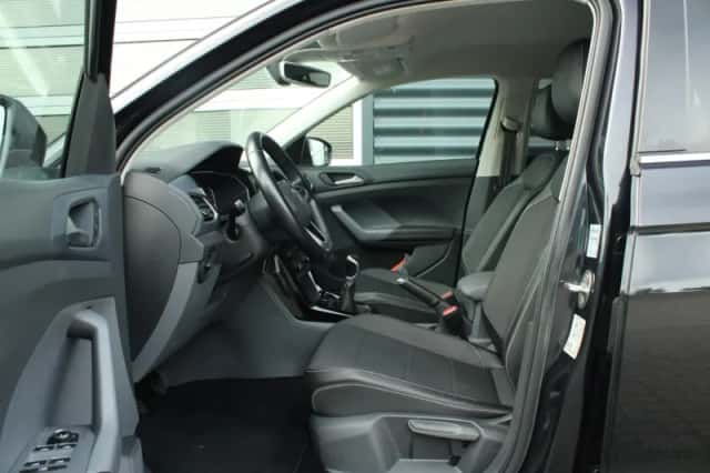 Volkswagen T-Cross (2019) thumbnail 21