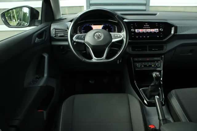 Volkswagen T-Cross (2019) thumbnail 22