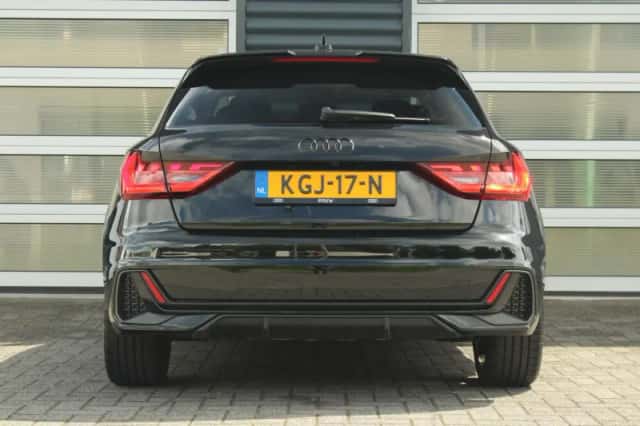Audi A1 (2025) thumbnail 10