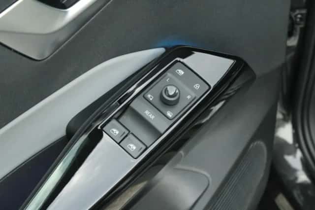 Volkswagen ID.3 (2020) thumbnail 44