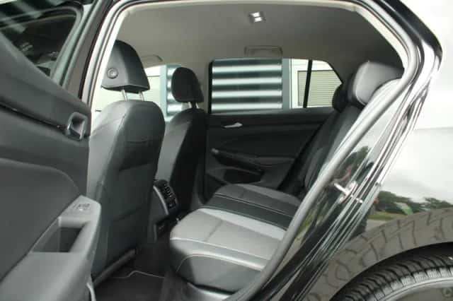 Volkswagen Golf (2025) thumbnail 23