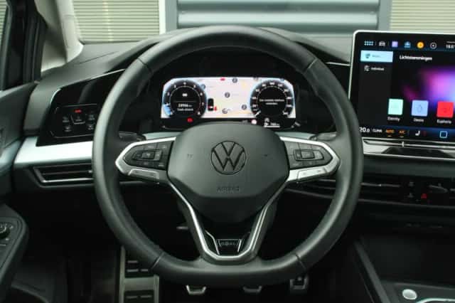 Volkswagen Golf (2025) thumbnail 44