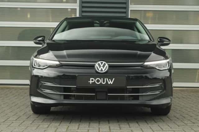 Volkswagen Golf (2025) thumbnail 8