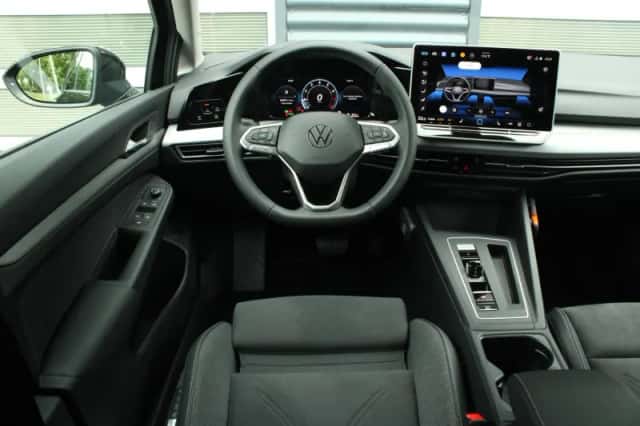 Volkswagen Golf (2026) thumbnail 23