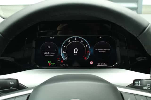 Volkswagen Golf (2026) thumbnail 24
