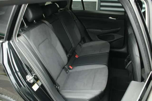 Volkswagen Golf (2026) thumbnail 37