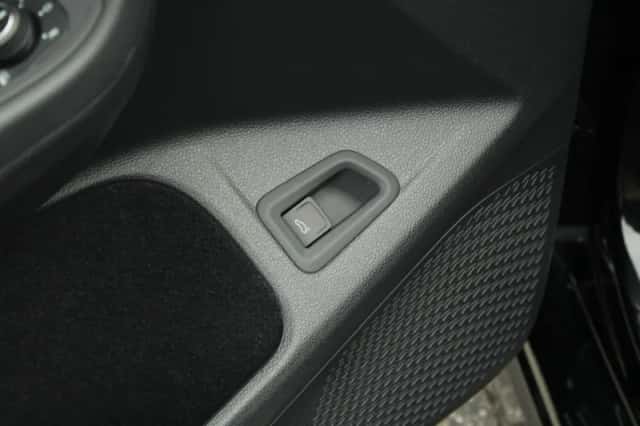 Volkswagen Golf (2026) thumbnail 41