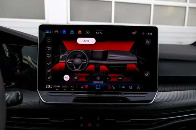 Volkswagen Golf (2026) thumbnail 36