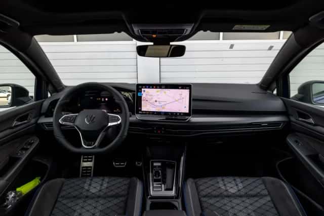 Volkswagen Golf (2026) thumbnail 5