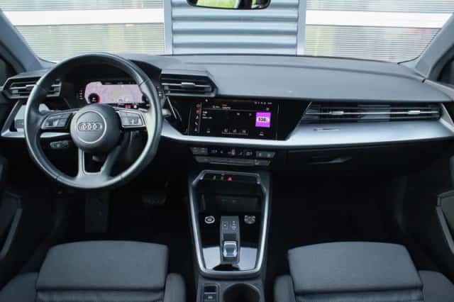 Audi A3 (2023) thumbnail 5