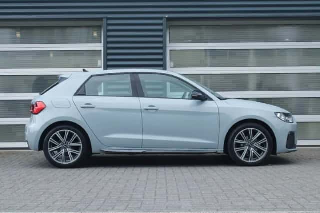 Audi A1 (2024) thumbnail 3