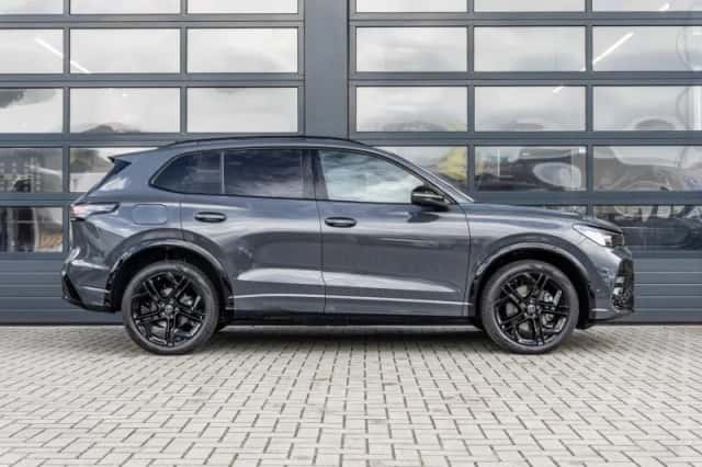 Volkswagen Tiguan (2026) thumbnail 3