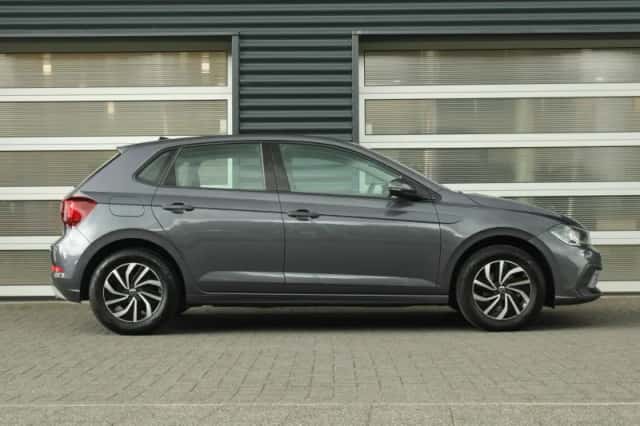 Volkswagen Polo (2024) thumbnail 3