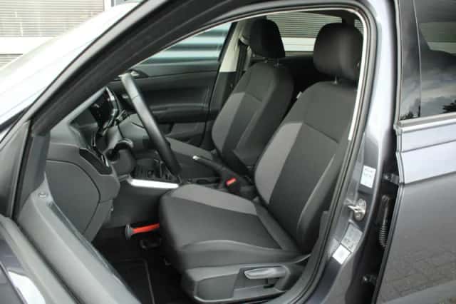 Volkswagen Polo (2024) thumbnail 4