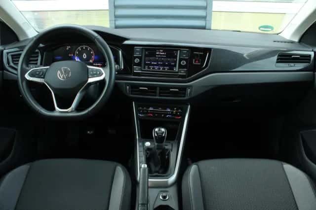 Volkswagen Polo (2024) thumbnail 5