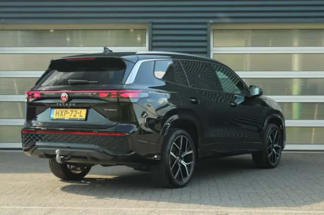 Volkswagen Tayron (2025) thumbnail 2