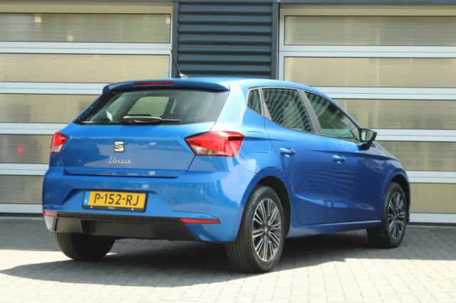 SEAT Ibiza (2022) thumbnail 2