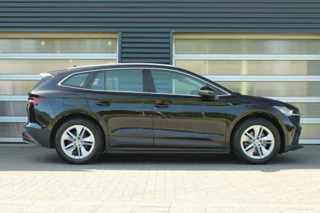 Škoda Enyaq (2021) thumbnail 3