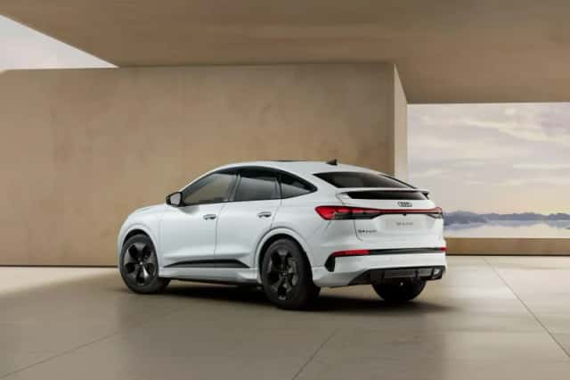 Audi Q4 (2026) thumbnail 2