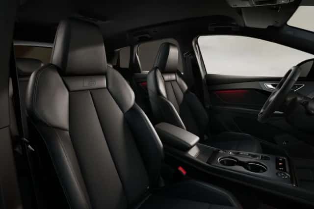 Audi Q4 e-tron (2026) thumbnail 4