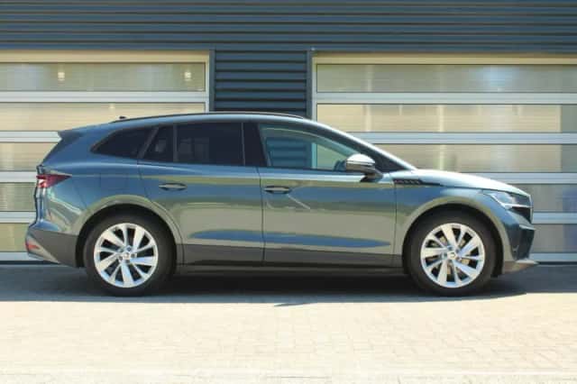 Škoda Enyaq (2021) thumbnail 3