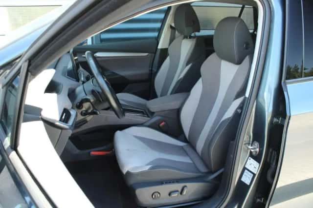 Škoda Enyaq (2021) thumbnail 4