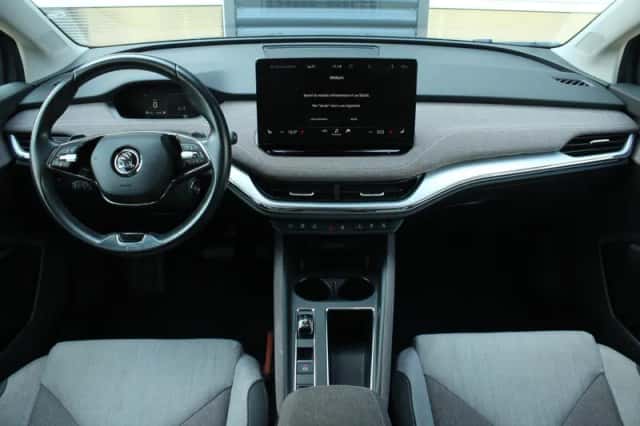Škoda Enyaq (2021) thumbnail 5