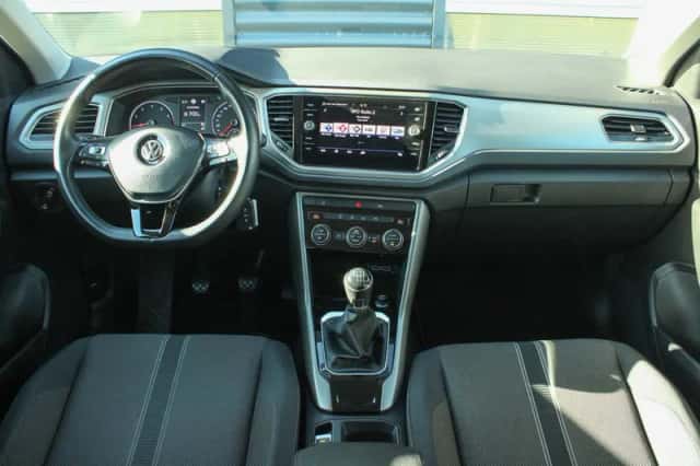 Volkswagen T-Roc (2020) thumbnail 5