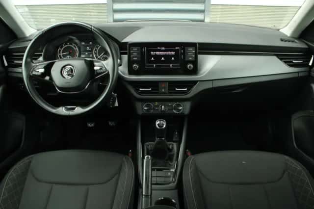 Škoda Kamiq (2021) thumbnail 5