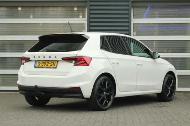 Škoda Fabia (2023) thumbnail 2