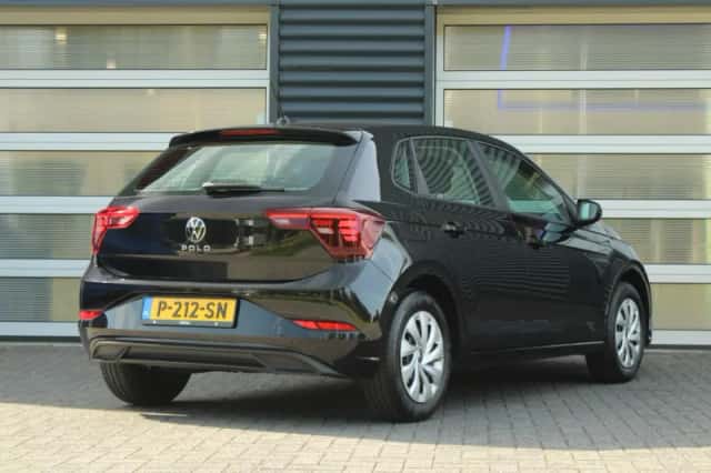 Volkswagen Polo (2022) thumbnail 2