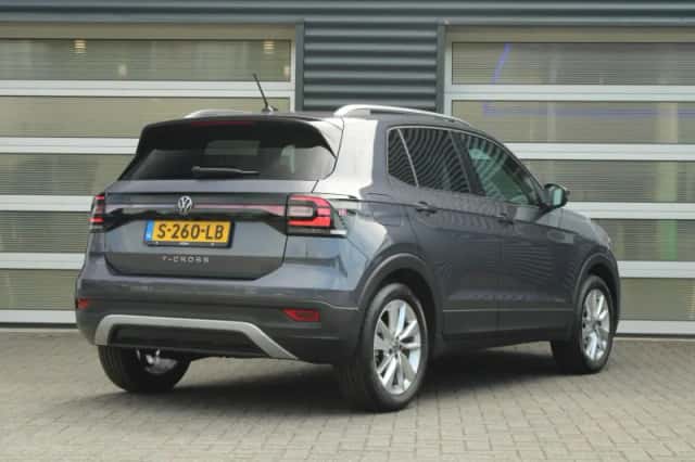 Volkswagen T-Cross (2023) thumbnail 2