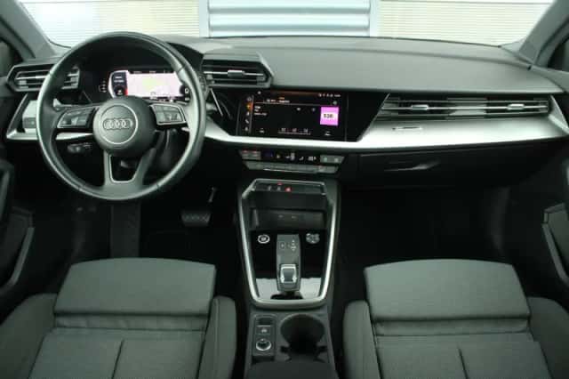 Audi A3 (2022) thumbnail 5