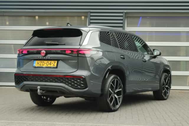 Volkswagen Tayron (2025) thumbnail 2