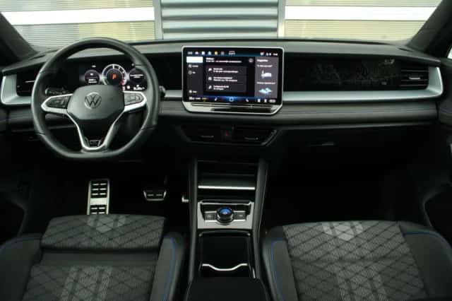 Volkswagen Tayron (2025) thumbnail 5
