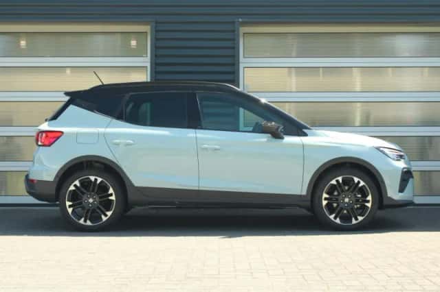 SEAT Arona (2026) thumbnail 3