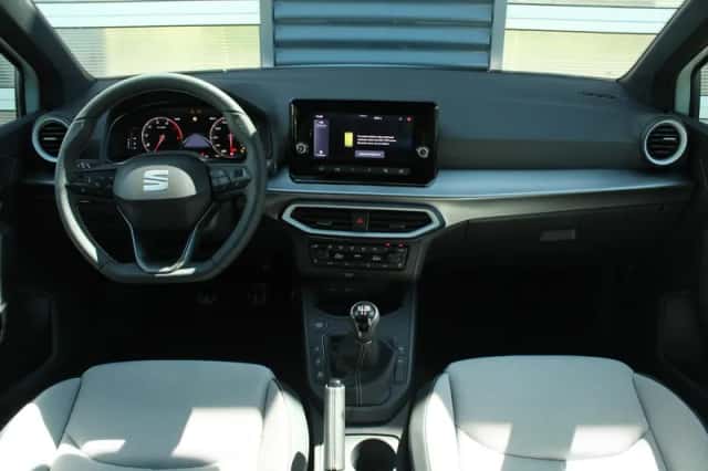 SEAT Arona (2026) thumbnail 5